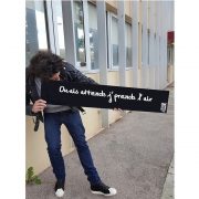 Ouais attends j'prends l'air